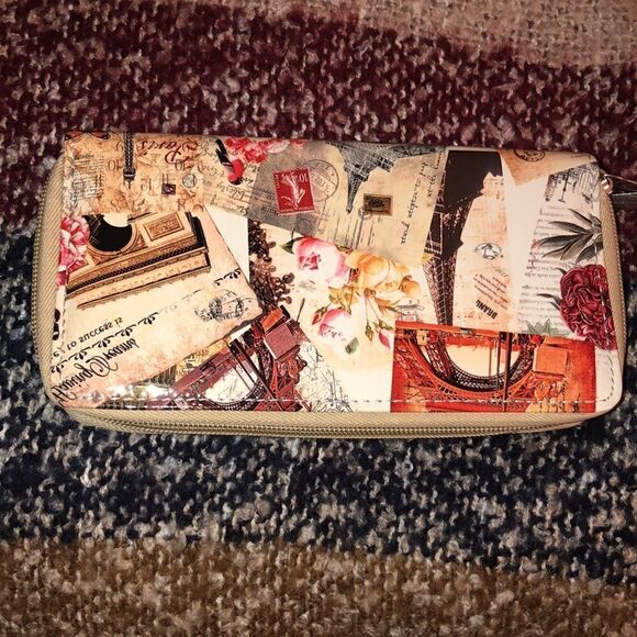 Paris Themed Wristlet Accordion Double Zip Wallet - Picture 2 of 11